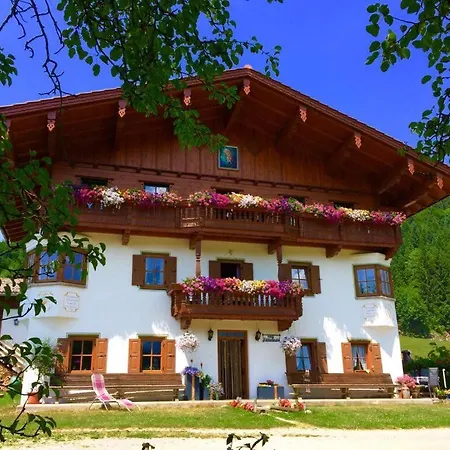 Biobauernhof Und Riederbauer