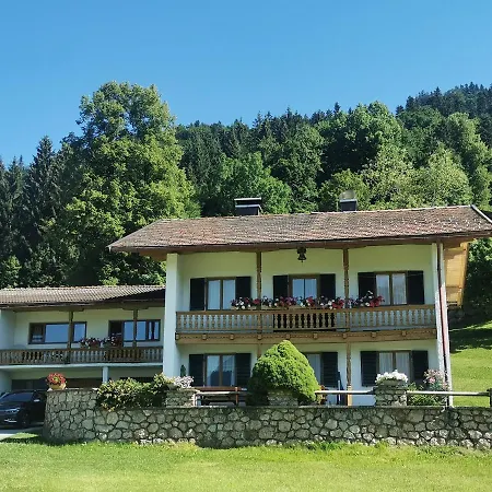 Biobauernhof Und Riederbauer Lantgård *