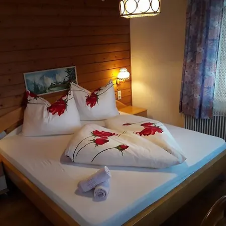 Biobauernhof Und Riederbauer