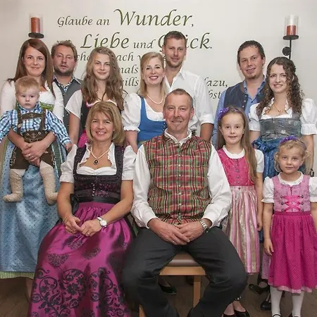 Biobauernhof Und Riederbauer Çiftlik konaklama *