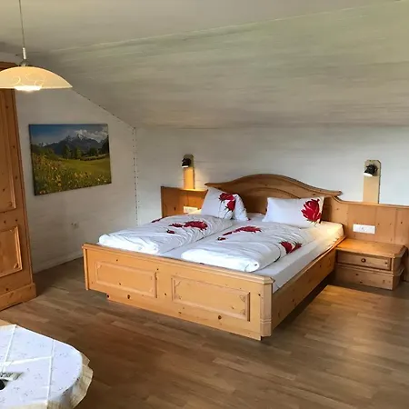 Biobauernhof Und Riederbauer *